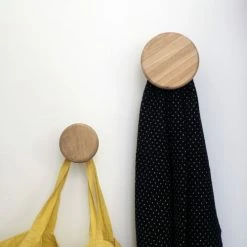 Arne Lykke Portemanteaux Et Patères Patère Bouton (lot De 2) Bois Clair -Meubles d'appoint Soldes patere bouton lot de 2 bois clair 4