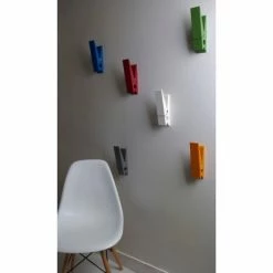 Swabdesign Portemanteaux Et Patères Patère Pince à Linge En Polycarbonate Bordeaux 11 Swabdesign Portemanteaux Et Patères Patère Pince à Linge En Polycarbonate Bordeaux -Meubles d'appoint Soldes patere pince a linge en polycarbonate bordeaux 3