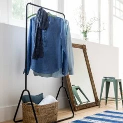 Compactor Valets De Nuits Et Portants Portant à Vêtements En Acier L79,5cm -Meubles d'appoint Soldes portant a vetements en acier l79 5cm 2