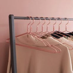 Mob In Valets De Nuits Et Portants Portant Vêtements Avec Placards Effet Bois Clair -Meubles d'appoint Soldes portant vetements avec placards effet bois clair 3